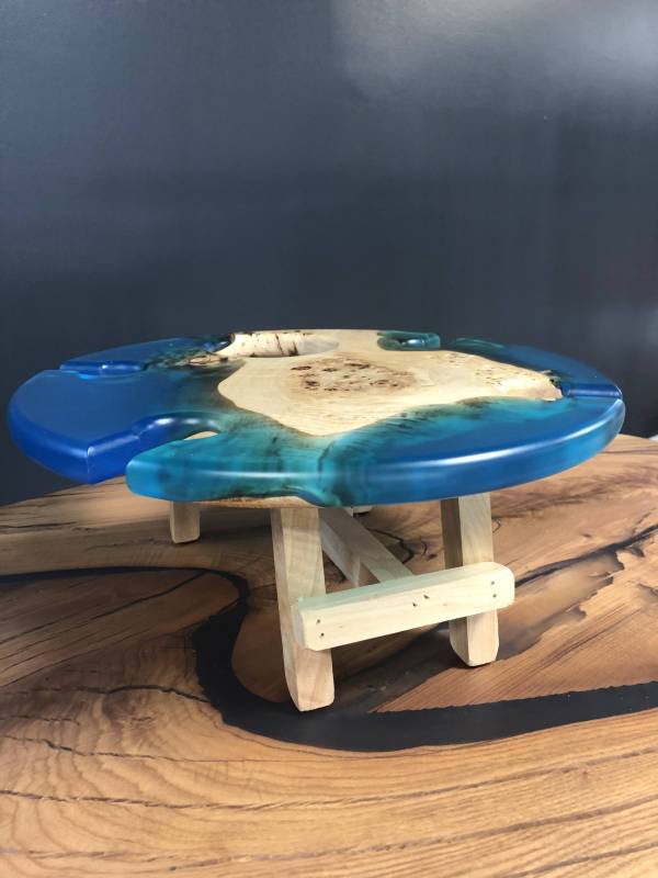WINE EPOXY AND WOOD TABLE (46)