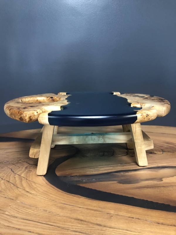 WINE EPOXY AND WOOD TABLE (05)