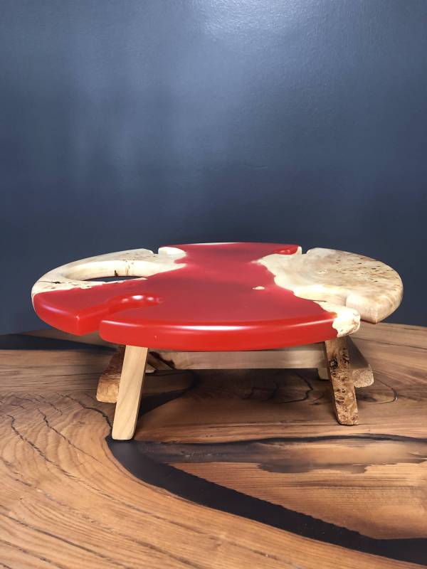 WINE EPOXY AND WOOD TABLE (09)
