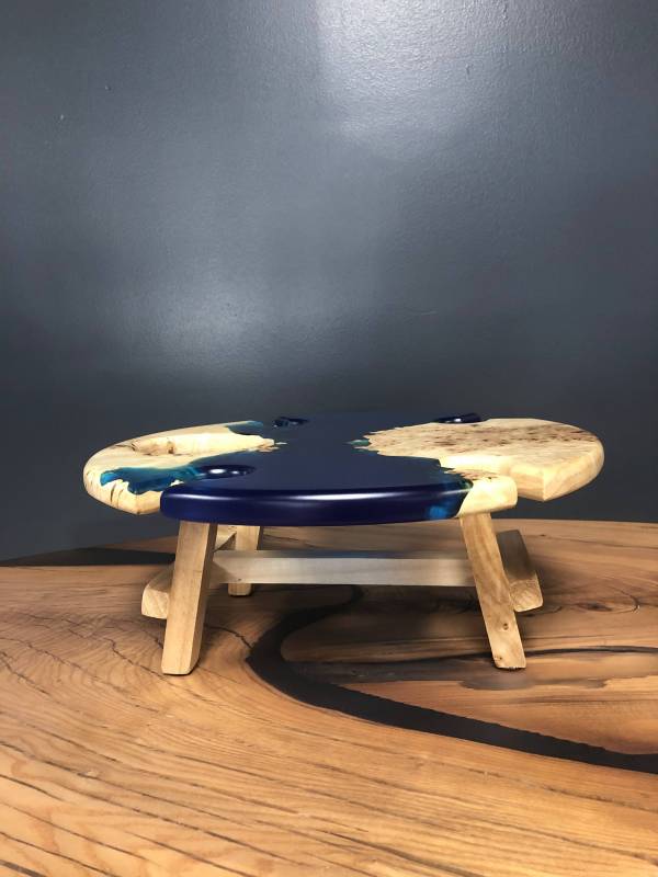 WINE EPOXY AND WOOD TABLE (12)