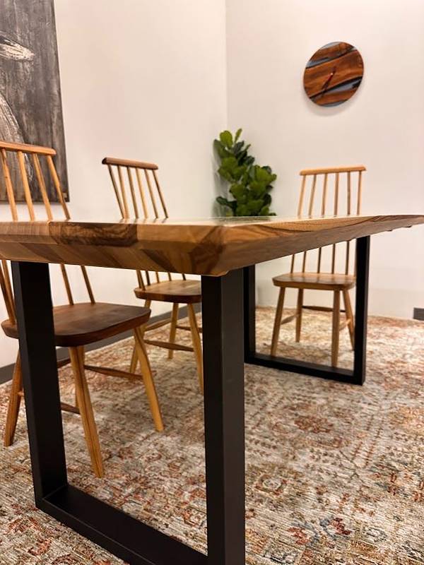 Dining walnut table small swiss edge