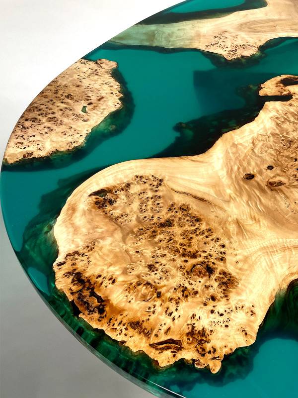 Oval blue epoxy resin and wood maple L