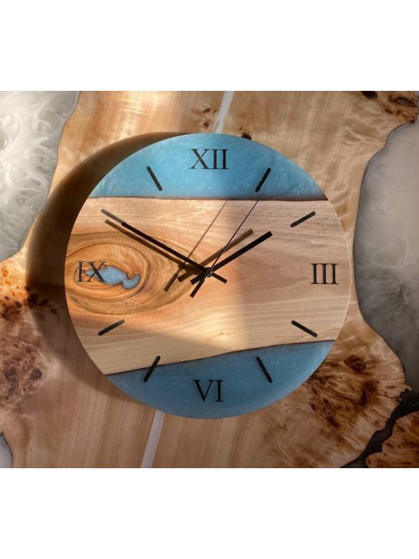 Epoxy and wood wall clock (03)