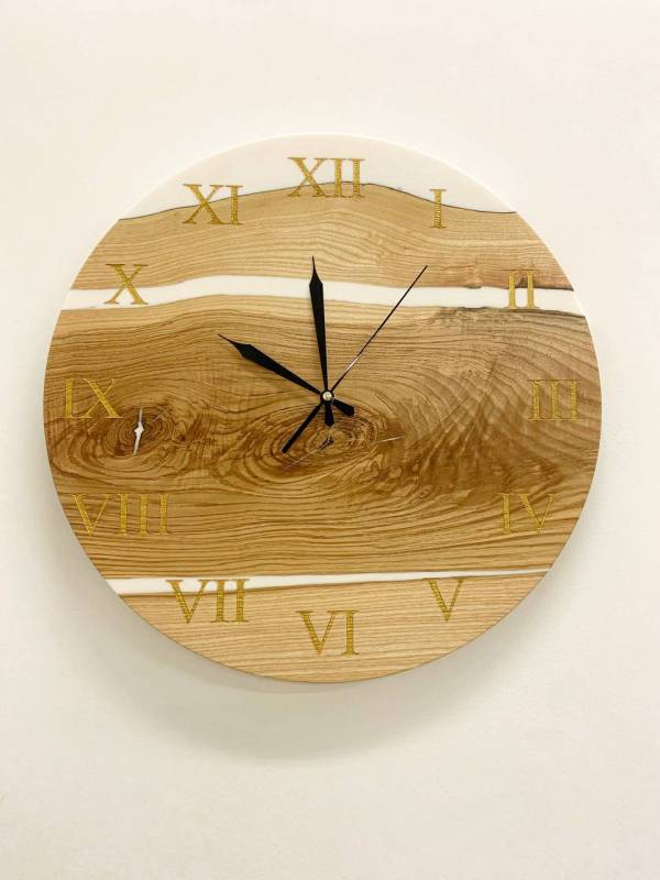 Epoxy and wood wall clock (15)