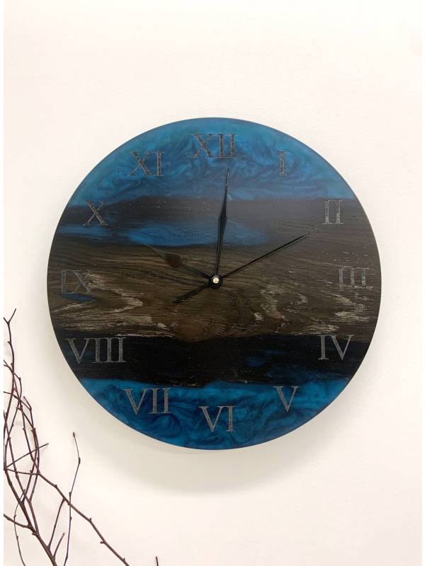 Epoxy and wood wall clock (18)