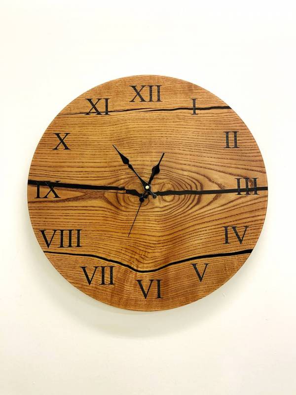 Epoxy and wood wall clock (19)