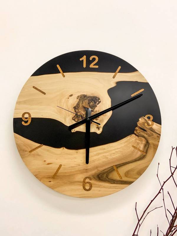 Epoxy and wood wall clock (20)