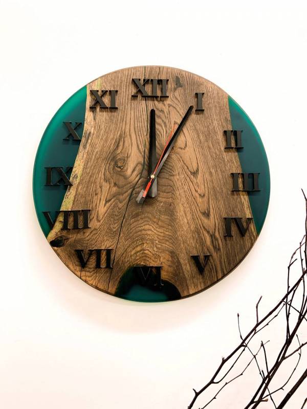 Epoxy and wood wall clock (21)