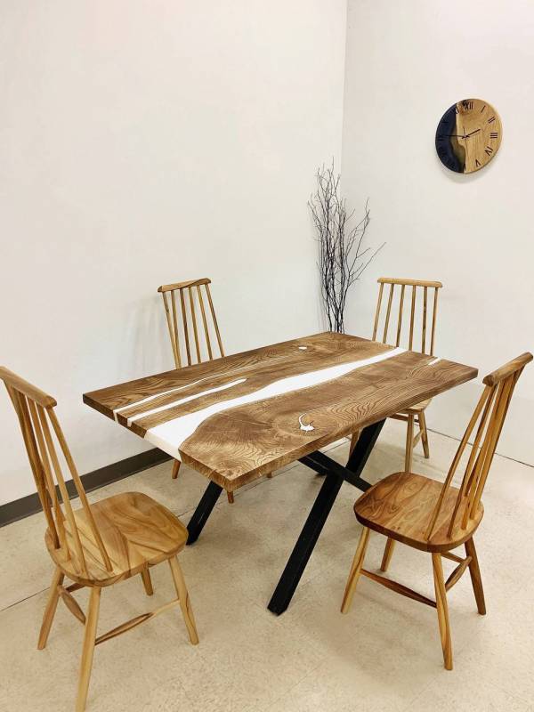 Dining Oak white epoxy resin table