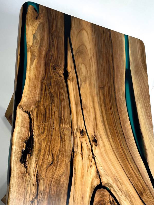 Dining medium epoxy resin table