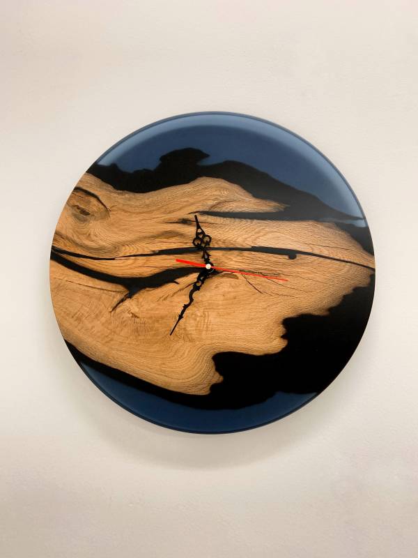 Epoxy and wood wall clock (10)
